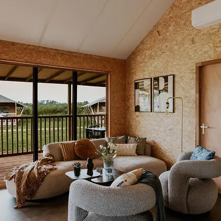 Dutchen Erfgoedpark De Hoop Aparthotel 3*