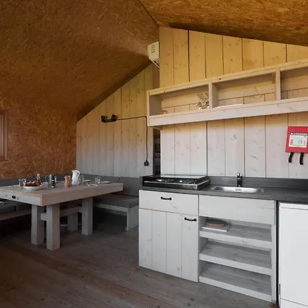 Dutchen Erfgoedpark De Hoop Glamping, & 3*